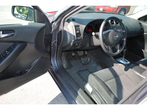 Nissan Altima 2011 photo 4