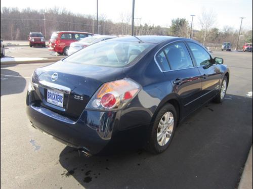 Nissan Altima 2011 photo 5