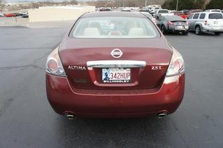 Nissan Altima 2011 photo 3