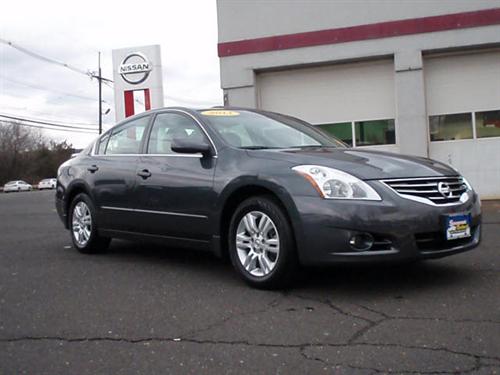 Nissan Altima 2011 photo 4
