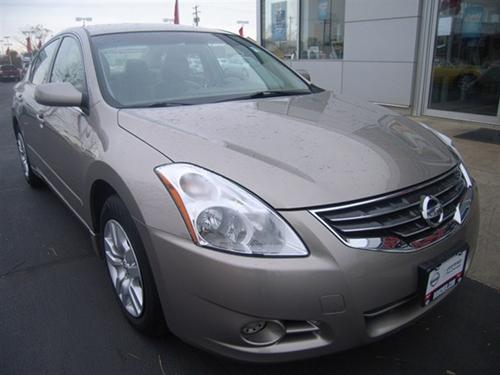 Nissan Altima 2011 photo 3