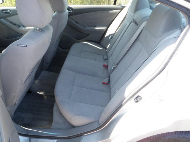Nissan Altima 2011 photo 3