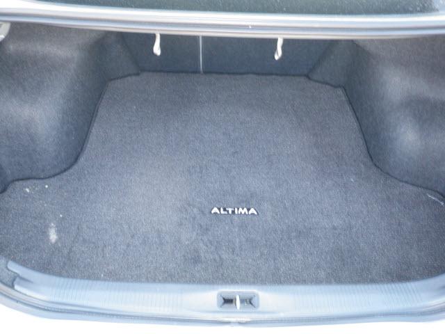 Nissan Altima 2011 photo 5