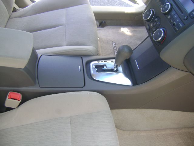 Nissan Altima 2011 photo 16
