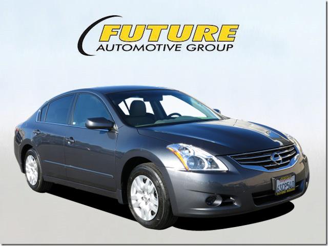 Nissan Altima 2011 photo 4