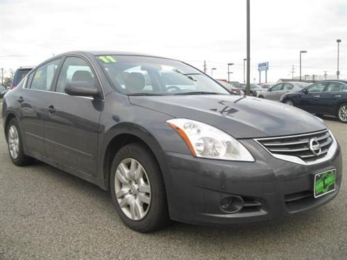 Nissan Altima 2011 photo 1