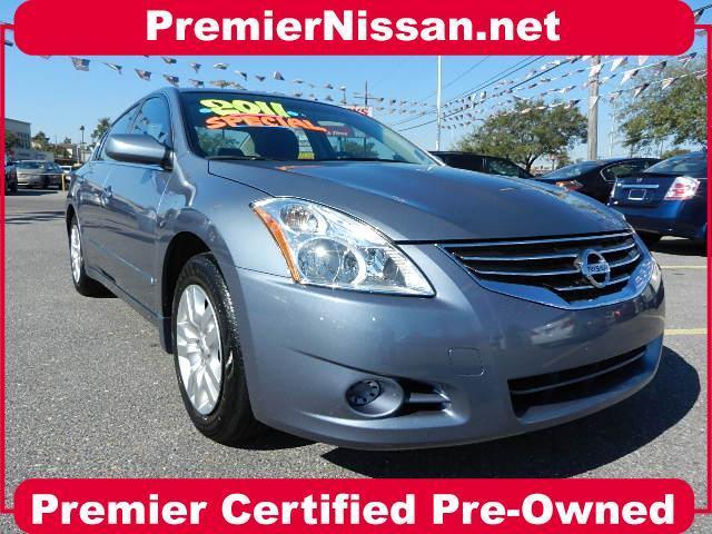 Nissan Altima Pickupslt Quad Cab SWB 4WD 4x4 Truck Sedan