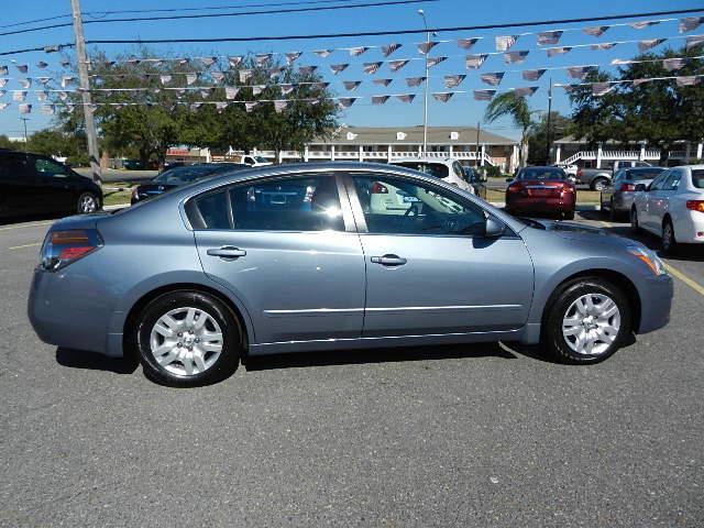 Nissan Altima 2011 photo 5