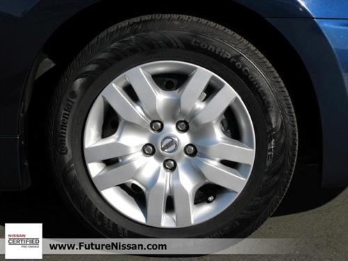 Nissan Altima 2011 photo 1
