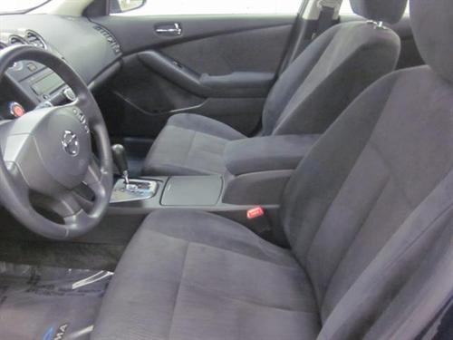 Nissan Altima 2011 photo 5