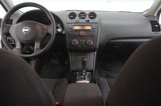 Nissan Altima 2011 photo 3