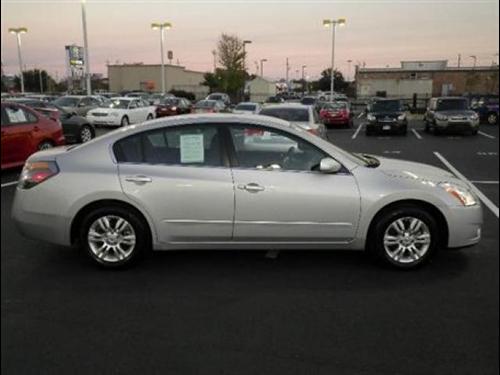 Nissan Altima 2011 photo 3