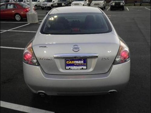 Nissan Altima 2011 photo 5