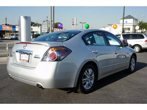 Nissan Altima 2011 photo 5