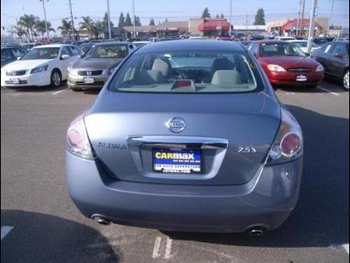 Nissan Altima 2011 photo 5