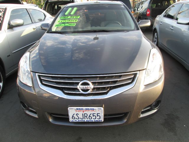 Nissan Altima 2011 photo 4