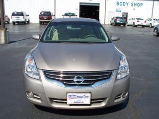 Nissan Altima 2011 photo 3