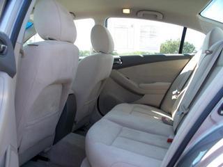 Nissan Altima 2011 photo 5