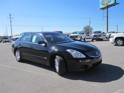 Nissan Altima 2011 photo 2
