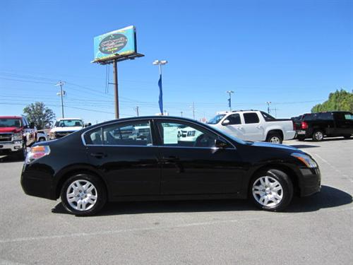 Nissan Altima 2011 photo 3