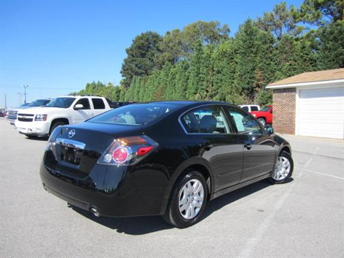 Nissan Altima 2011 photo 4