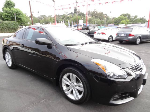Nissan Altima 2011 photo 4