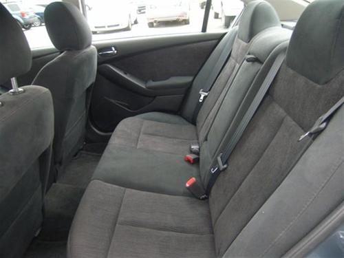 Nissan Altima 2011 photo 3