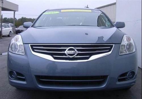 Nissan Altima 2011 photo 4