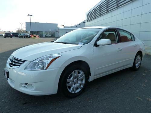 Nissan Altima 2011 photo 3