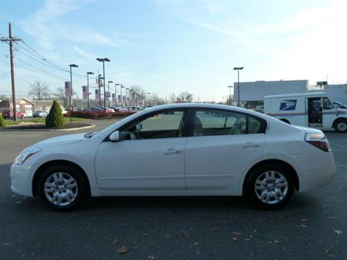 Nissan Altima 2011 photo 4