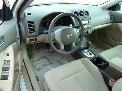 Nissan Altima 2011 photo 5