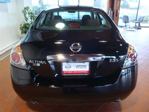 Nissan Altima 2011 photo 5