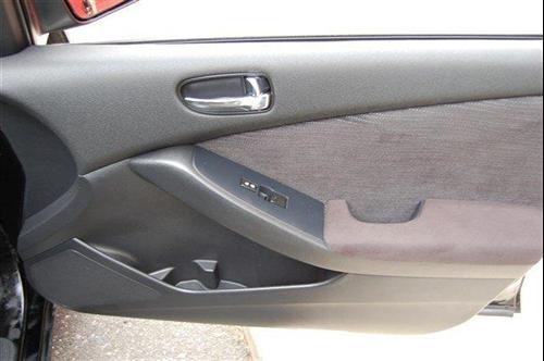 Nissan Altima 2011 photo 3