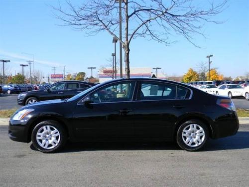 Nissan Altima 2011 photo 1