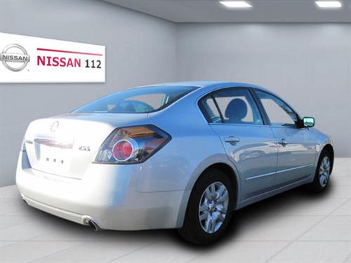 Nissan Altima 2011 photo 3
