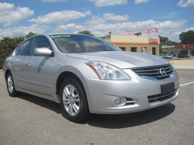 Nissan Altima 2011 photo 4