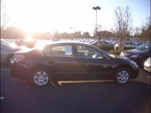 Nissan Altima 2011 photo 3