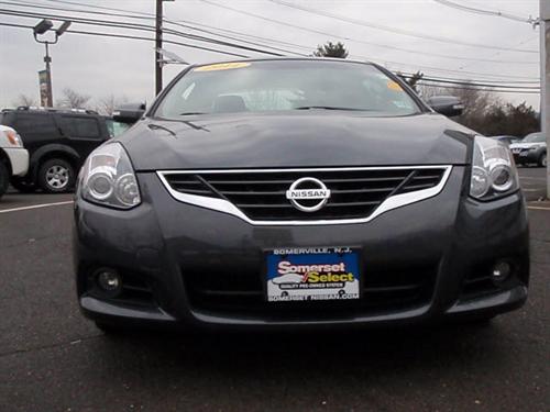 Nissan Altima 2011 photo 4