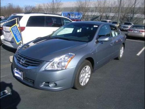 Nissan Altima 2011 photo 2