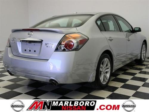 Nissan Altima 2011 photo 3