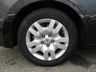 Nissan Altima 2011 photo 2