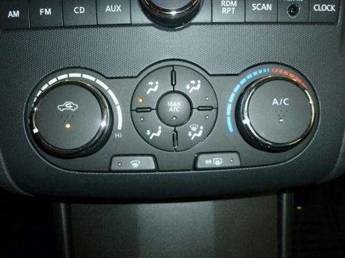 Nissan Altima 4WD Crew Cab 140.5 Laramie Other