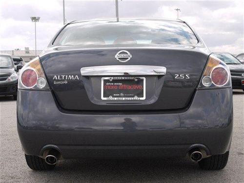 Nissan Altima 2011 photo 1
