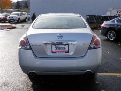 Nissan Altima 2011 photo 3