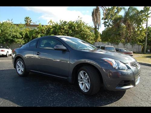 Nissan Altima 2011 photo 3