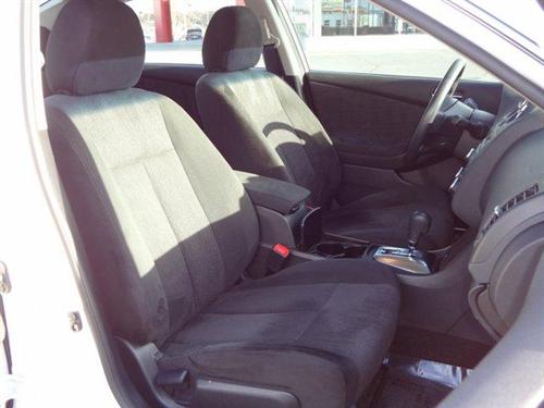 Nissan Altima Pickupslt Quad Cab SWB 4WD 4x4 Truck Other