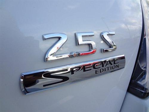 Nissan Altima 2011 photo 2