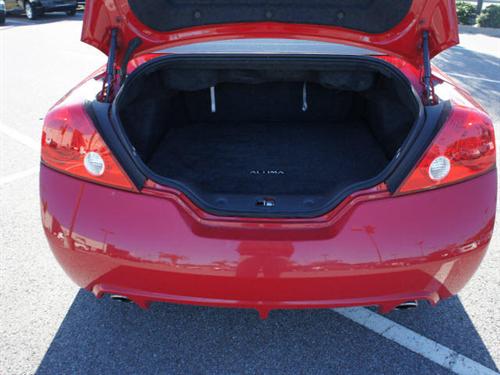 Nissan Altima 2011 photo 3