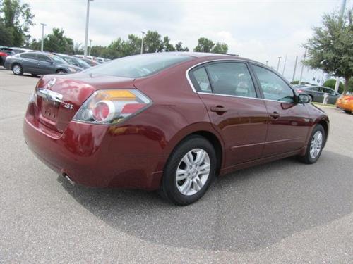 Nissan Altima 2011 photo 3