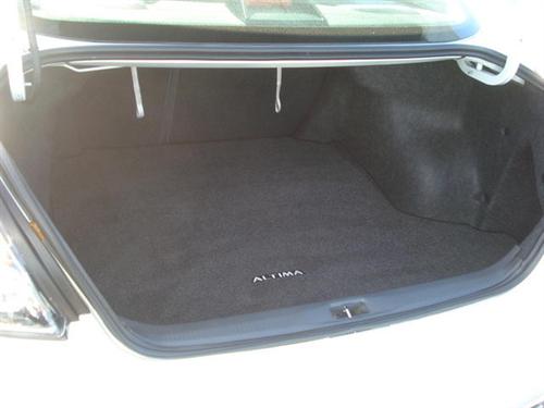 Nissan Altima 2011 photo 5